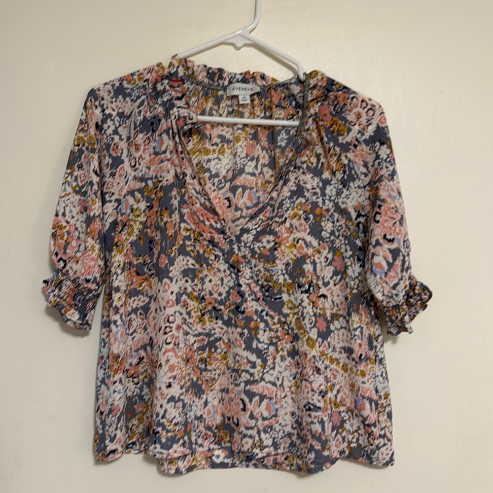 Evereve top size XS. Worn once. In excellent condition